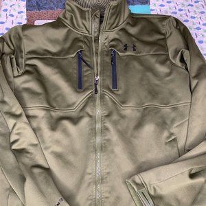 Men's Under Armour jacket, size large, EUC!